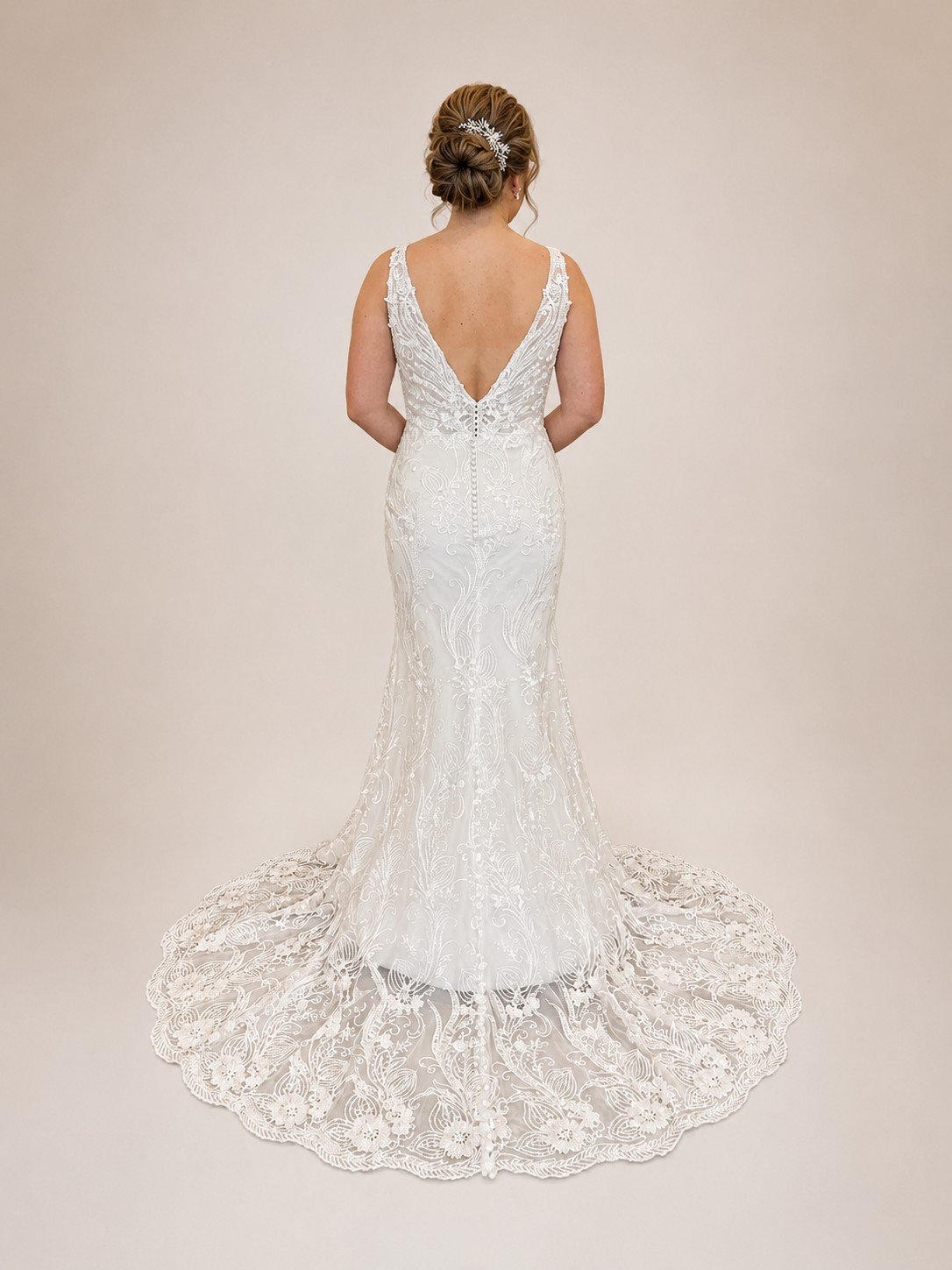 Evelyn-Stella Private Label Floral Embroidered Lace Wedding Dress - Size 14 - Image 2