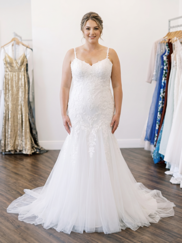 Private Label Ella Landa Lace Tulle Wedding Dress Size 14 | DMB033