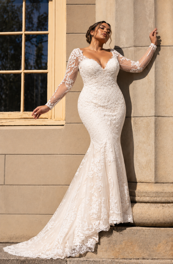 A&V 9W8032A (Lore Group)- Lucia Size 18 Long Sleeve Lace Wedding Dress