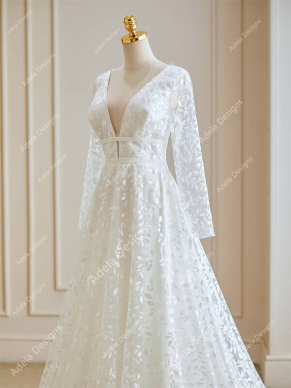 Lainey – Adela | Size 20 | Bridal Gown